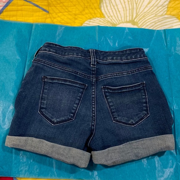 Universal Thread Denim Shorts - Picture 2 of 6